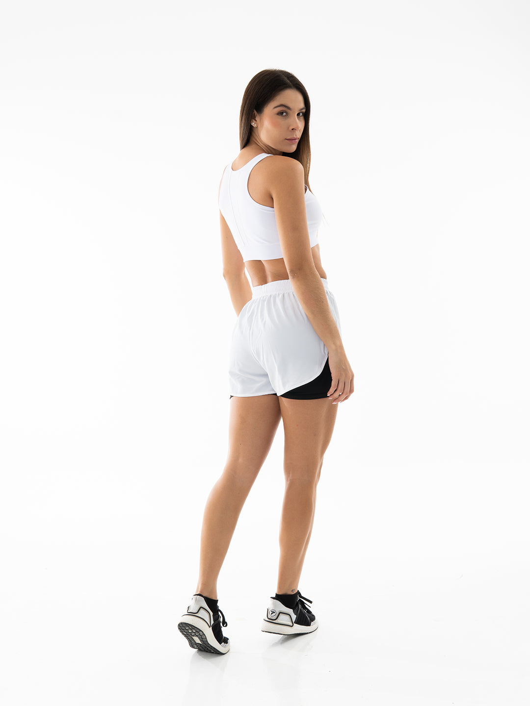 SHORT RUNNING-BLANCO- NEGRO