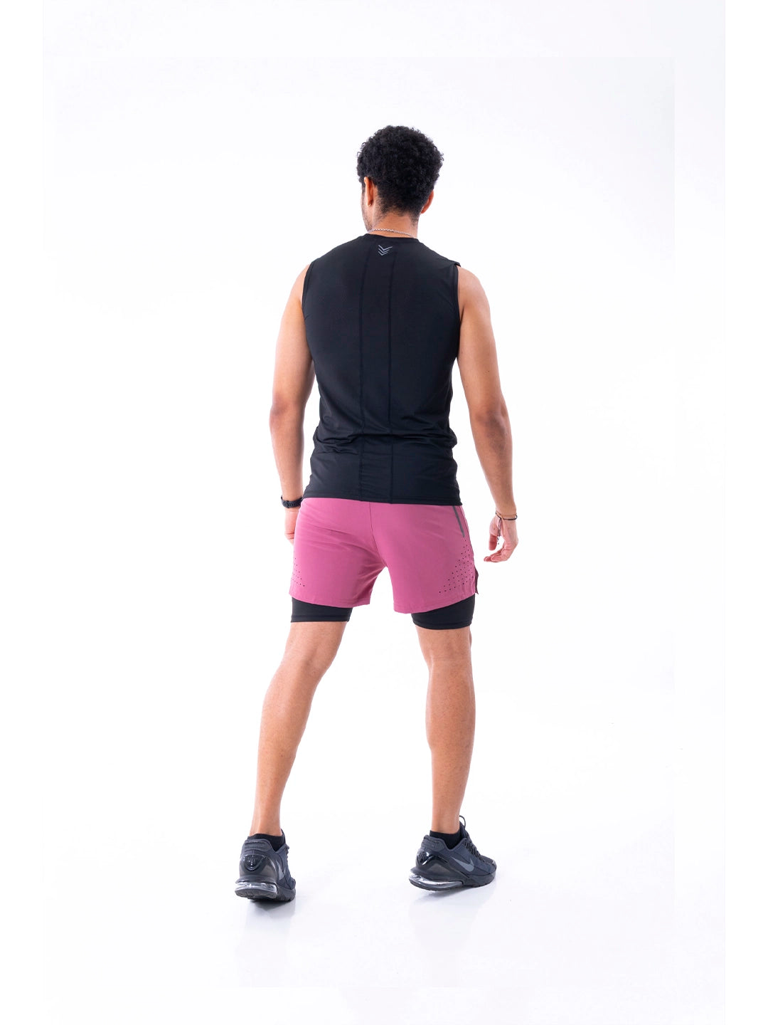 Pantaloneta Deportiva de Hombre Track 13 con Licra Interna - Mora en leche Oscuro