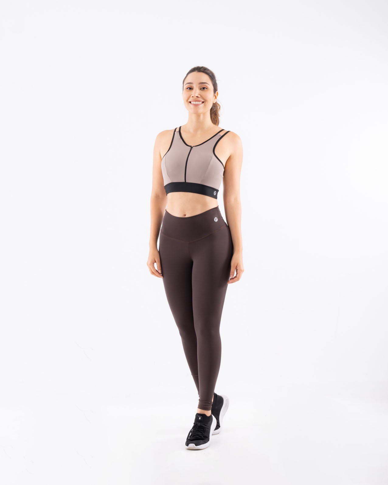 Top Deportivo con Zipper Powerzip - Caqui