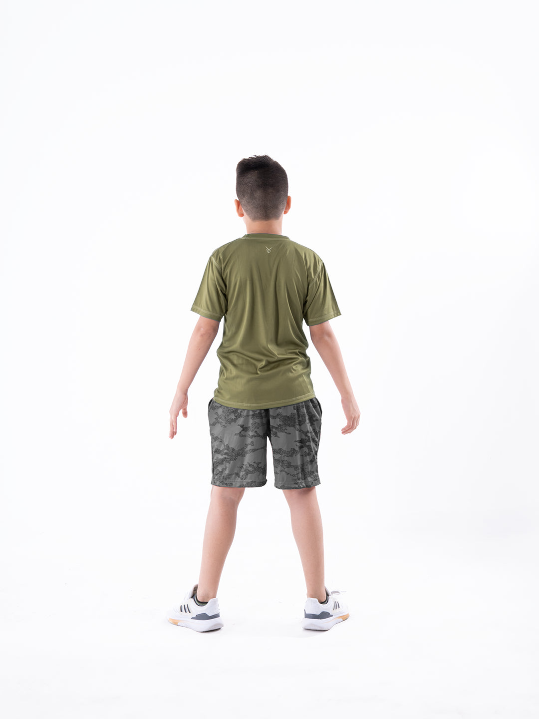 CAMISETA JUNIOR UNICOLOR - VERDE MILITAR
