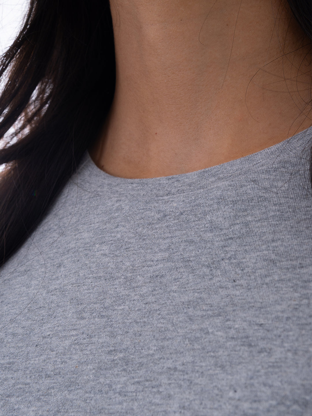 CAMISETA CROP TOP KIM - GRIS JASPE