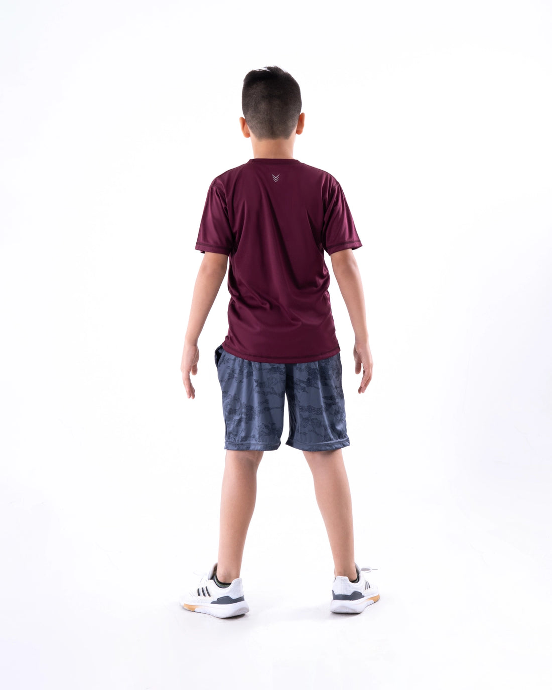 CAMISETA JUNIOR UNICOLOR - VINOTINTO OSCURO